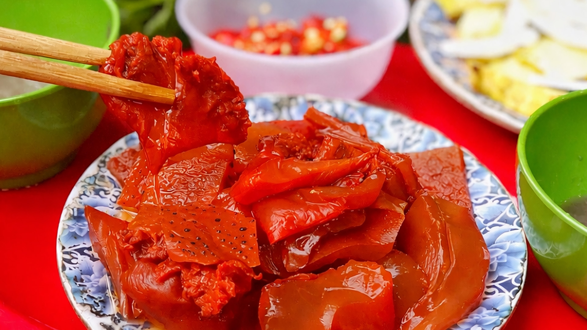 Sứa đỏ(赤いクラゲ )